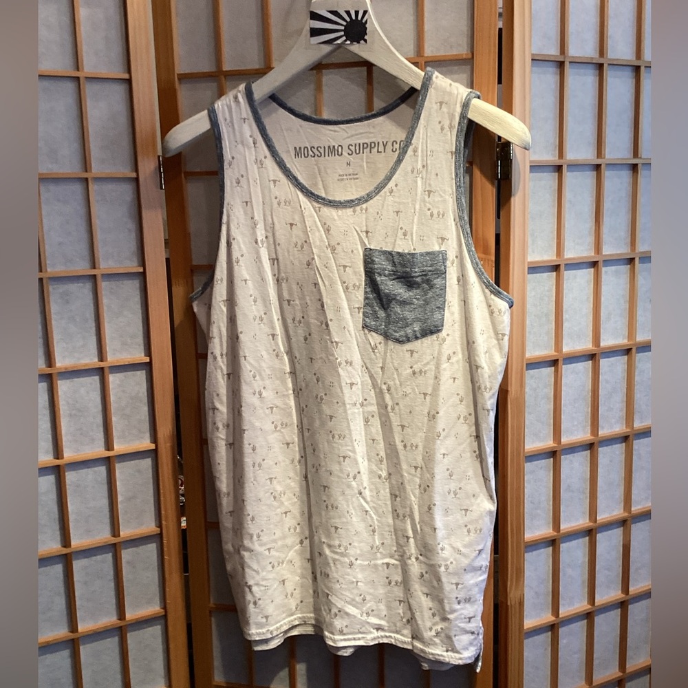 Mossimo Supply Co. Graphic Pocket Tank Men's Size Medium